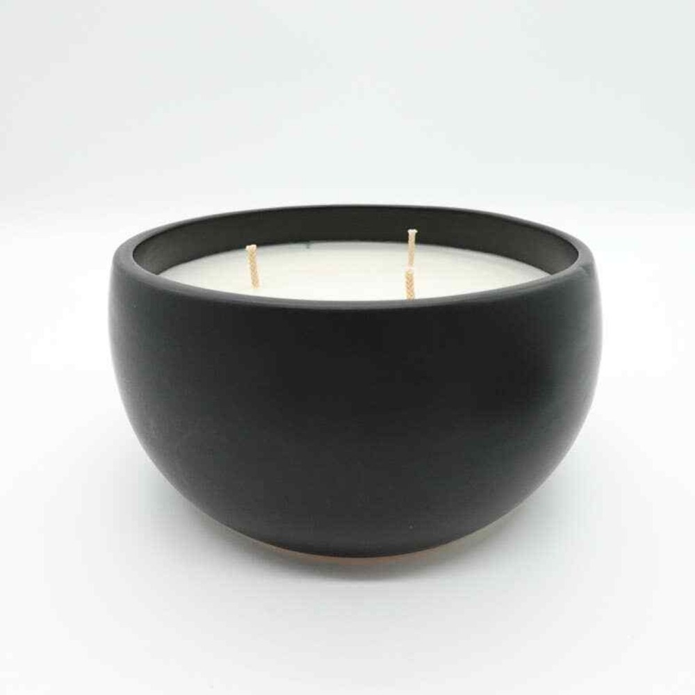 ZODAX Bodega Ceramic Candle Large Black Lemon Blackberry Musk 16.7oz 50hr NIB - Picture 7 of 11
